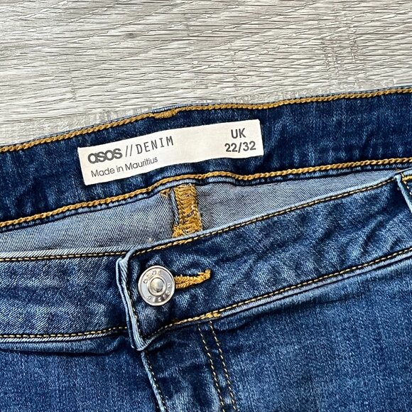 ASOS Denim Flare Leg Jean Size UK 22 /32 Boot Cut Plus Size 18 - Picture 2 of 8